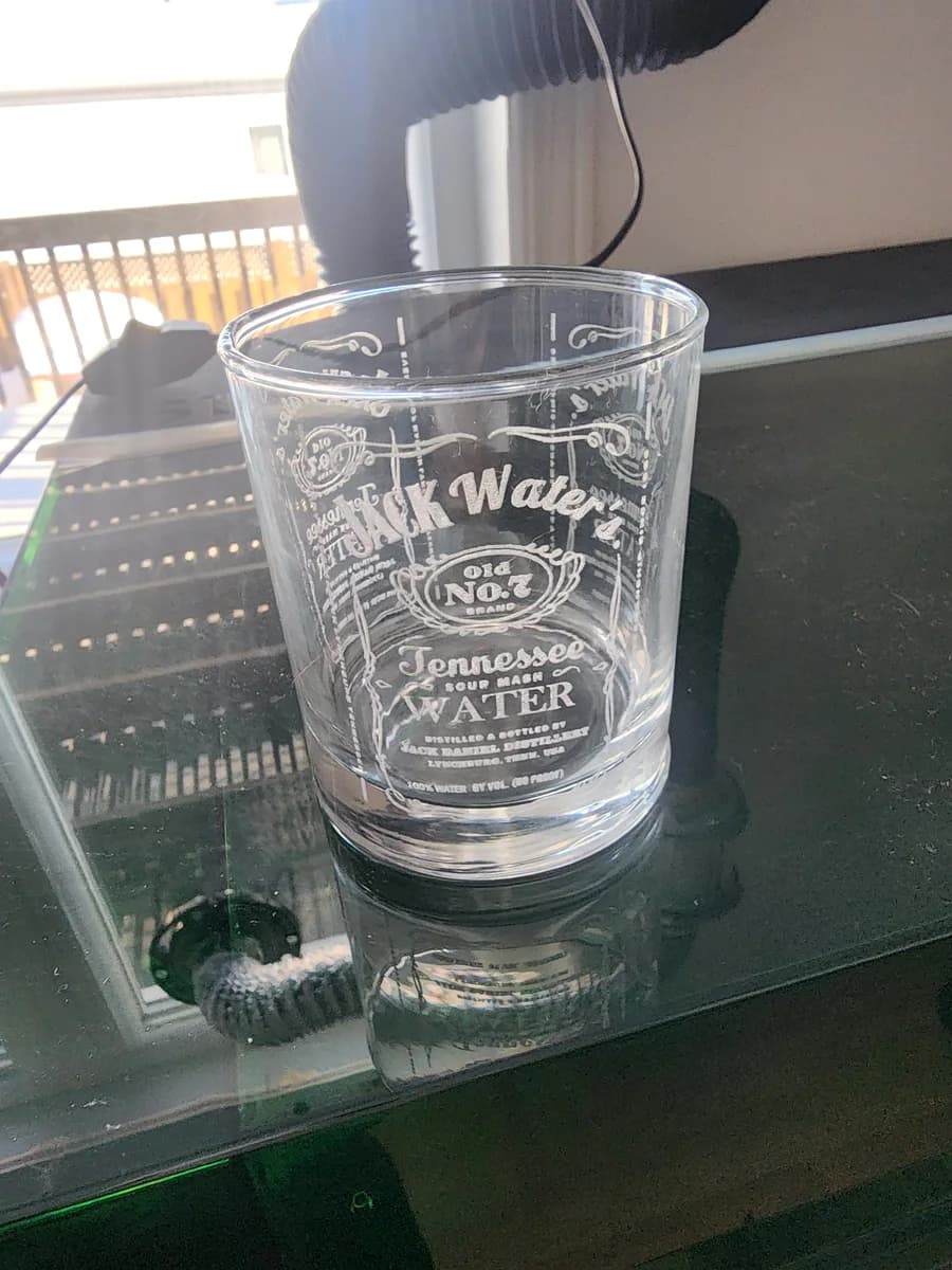 Verre à whisky gravé