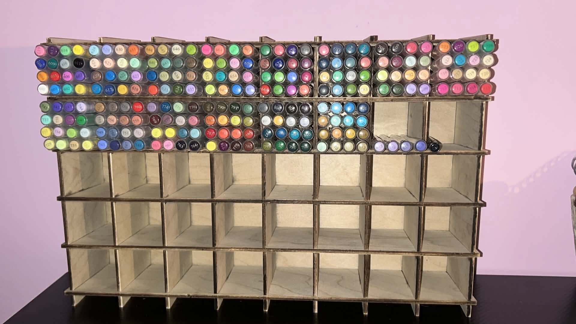 Rack de 640 crayons
